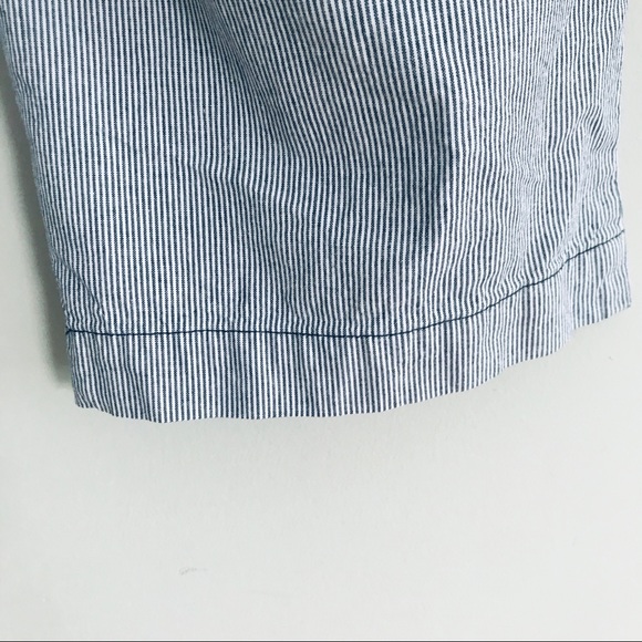 Izod blue and white stripes Capris size 8 - Picture 11 of 13